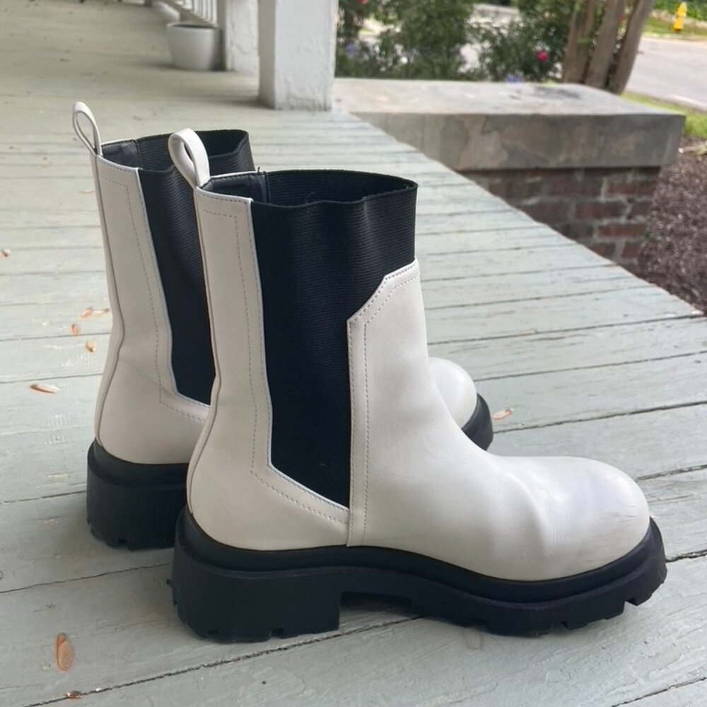 White Chunky Boots Women's 9